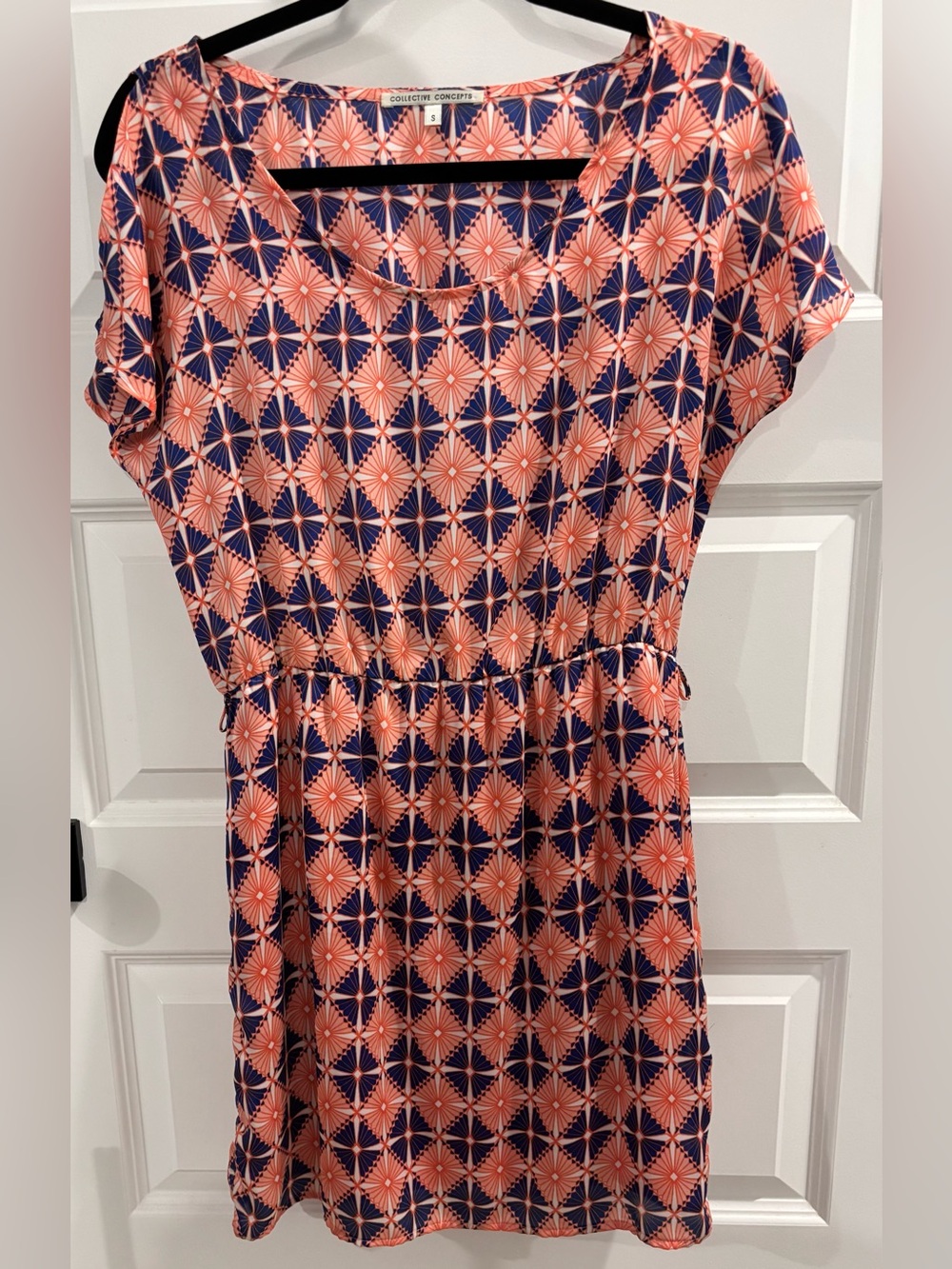 Collective Concepts Coral & Navy Geometric Midi Dress
